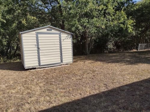 1123 Arthur Stiles Rd, Austin TX  78721-3404 exterior