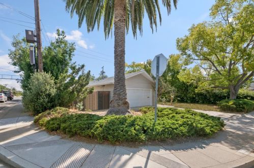 4101 Park Blvd, Palo Alto, CA 94306-4140