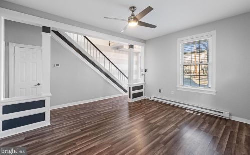 112 Lawrence St, Charles Town WV 25414-1514 exterior