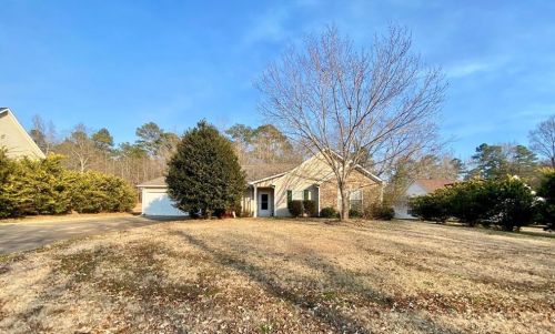 20 Heatherstone Way, Porterdale, GA 30016-5904