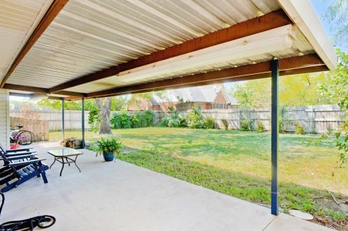 832 Mustang Dr, Fort Worth TX  76179-2043 exterior