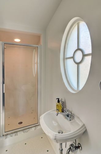 137 Oxford Ave, Willowbrook IL  60514-1151 exterior