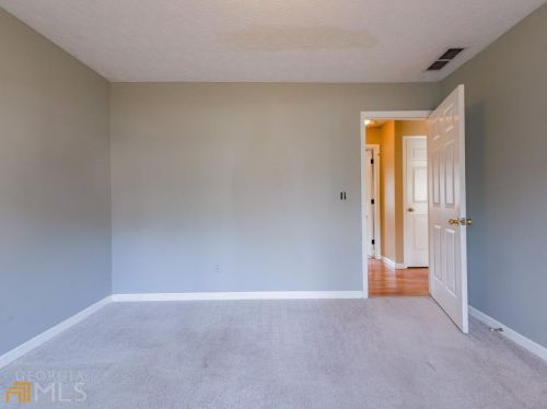 206 Bridgewood Dr, Conyers GA  30094-4206 exterior