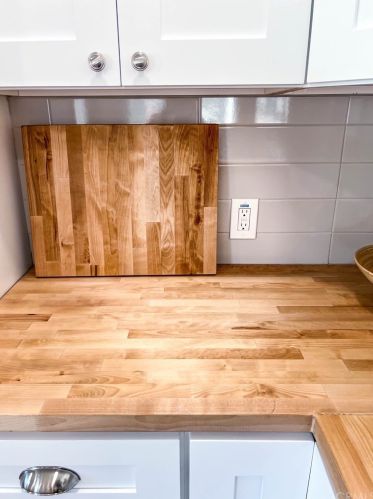 4226 Highland Pl, Riverside CA  92506-1104 exterior