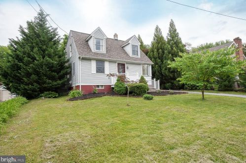 537 Smedley Ave, Media, PA 19063-4915