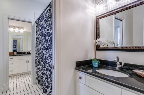 4244 Delmar Ave, Dallas TX  75206-5414 exterior