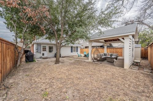 2410 Kenley St, Fort Worth TX  76107-4924 exterior