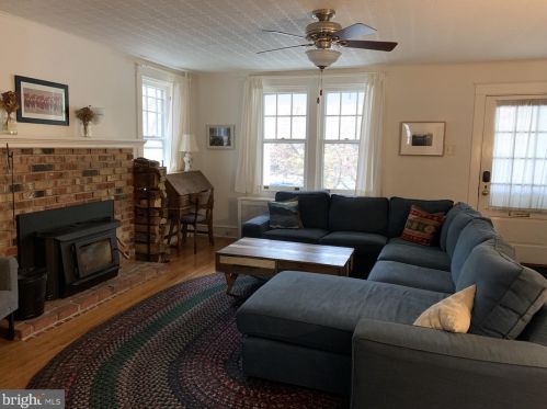 551 Walnut St, Lancaster PA  17603-3337 exterior