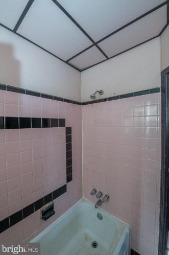 2228 13 St, Philadelphia PA  19133-1009 exterior