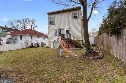 33 Linden Ave, Pitman NJ  08071-2109 exterior