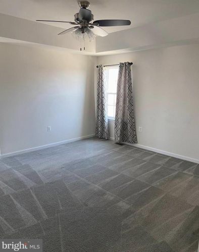 118 Un Rdg Dr, Charles Town WV 25414-4937 exterior