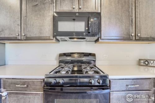 9735 Uravan St, Denver CO  80017 exterior