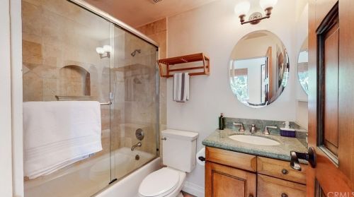 2471 Chevy Chase Dr, Glendale CA  91205-3085 exterior