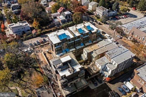 30 Highland Ave, Philadelphia PA  19118-3395 exterior