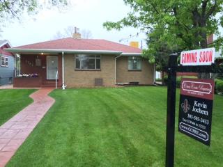 1781 Rosemary St, Denver CO  80231-3208 exterior