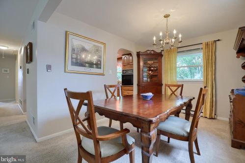 1117 Devonshire Rd, Lancaster PA  17601-1649 exterior