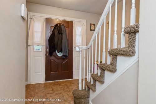 2 Blanche Dr, Plumsted Township, NJ 08533-2101