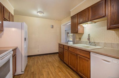 7285 Tamarac St, Englewood CO 80112-1882 exterior