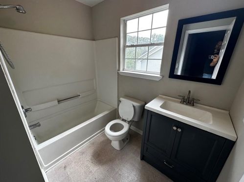 6685 Sunset Hl Blvd, Rex GA 30273-2240 exterior