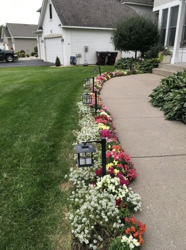 1704 Brant Cir, Saint Paul MN  55122-2290 exterior