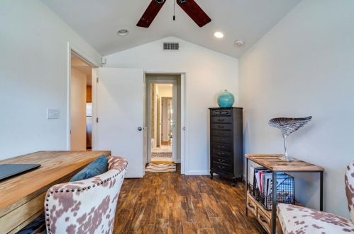 2425 Euclid Ave, Austin TX  78704-5419 exterior