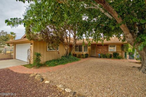 4025 Avenue, Lancaster, CA 93535-7720