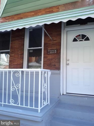 2533 30th St, Philadelphia, PA 19132-3005