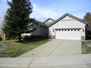 2210 Acorn Ridge Ct, Folsom, CA 95630-6165