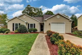 2601 Castle Croft Rd, Greensboro, NC 27407-6460