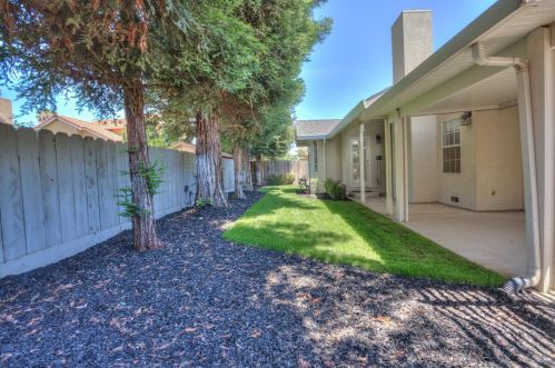 2181 Daubenberger Rd, Turlock CA 95380-9114 exterior