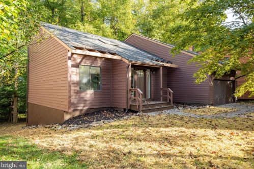 7505 Waterlily Way, Columbia, MD 21046-1422