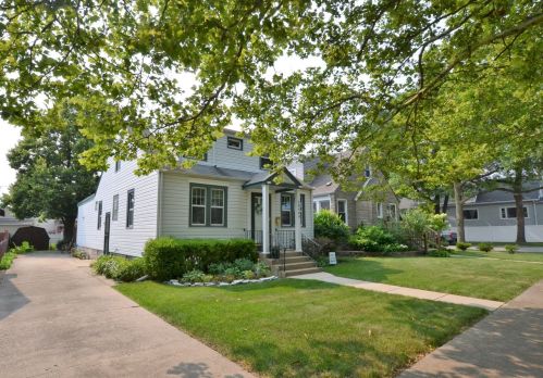 10404 Spaulding Ave, Chicago, IL 60655-2427