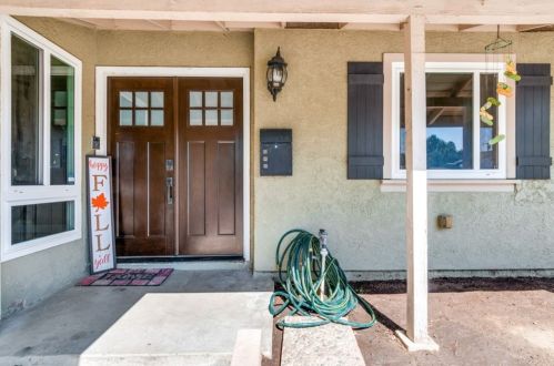 841 Louise St, Colton, CA 92324-1126