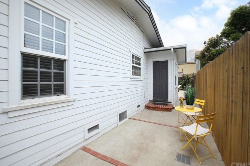 2121 Arlington Ave, Torrance CA  90501-3534 exterior