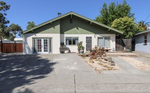 225 Circle Dr, Vacaville, CA 95688-2918