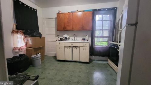 209 Rosemont Ave, Trenton NJ  08618-4425 exterior