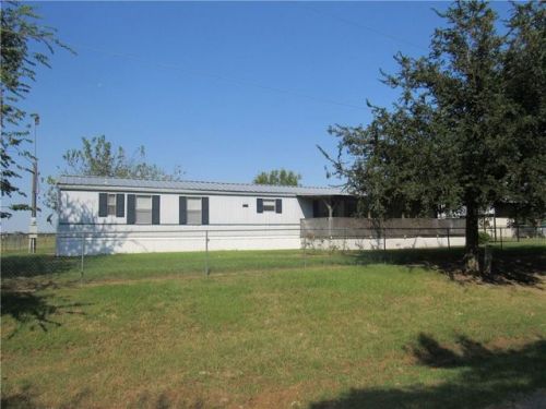 6096 County Road 1043, Celeste, TX 75423-4546
