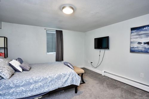 5564 Mansfield Ave, Denver CO  80237-1064 exterior