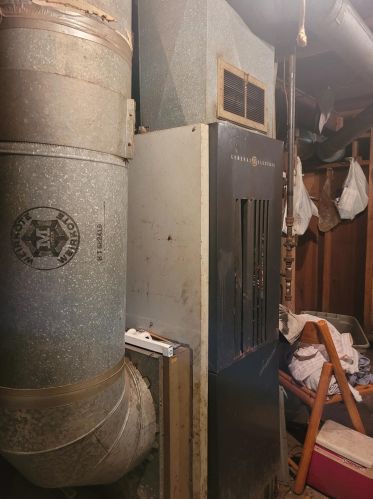 1724 Fillmore St, Gary IN 46407-1952 exterior