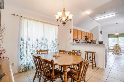 7133 Summerset Dr, Fort Worth TX  76126-4534 exterior