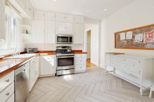 1717 5th St, Austin TX  78702-4635 exterior