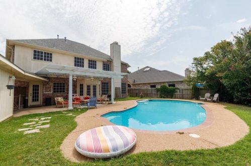 7567 Arcadia Trl, Fort Worth TX  76137-3577 exterior