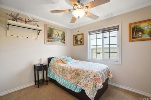 260 Brookside Ct, Anaheim CA  92808-1204 exterior