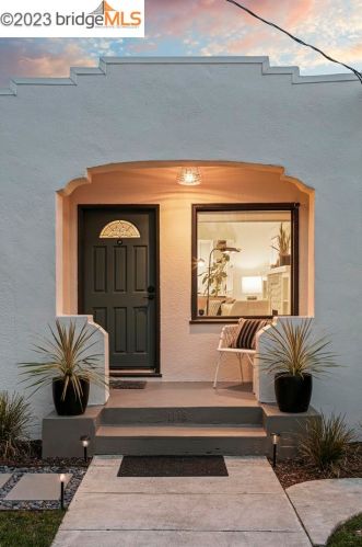 1118 Blake St, Berkeley, CA 94702-2003