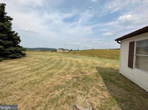 101 Grand View Rd, Three Churches WV 26757-7128 exterior