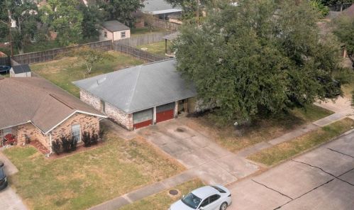 1118 Rutgers Ln, Deer Park, TX 77536-6536
