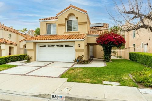 920 Calle Del Pacifico, Glendale, CA 91208-3056