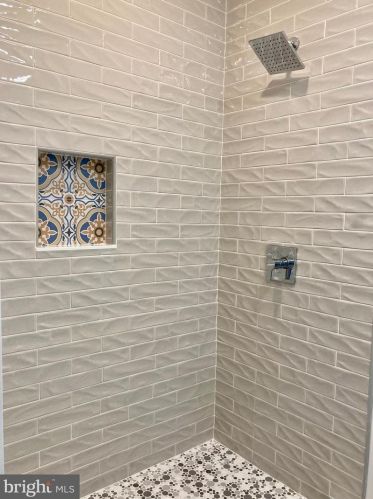 1252 24 St, Philadelphia PA  19130-1914 exterior