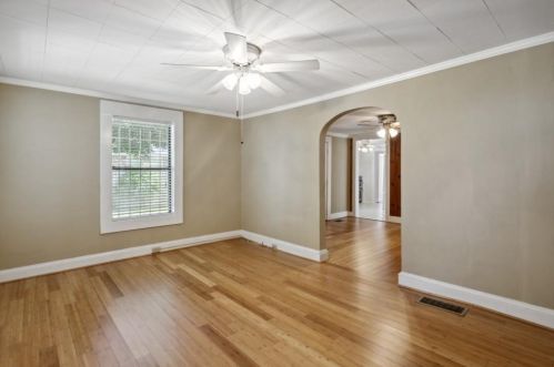 3180 Harris Dr, Atlanta GA  30344-4403 exterior