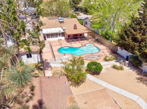 4152 Avenue, Lancaster CA  exterior
